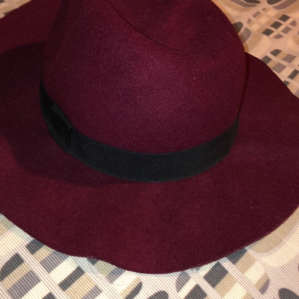 New Burgundy Wool Fedora Hat - Picture 9 of 15